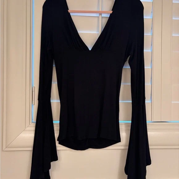 We The Free Black Ruched Bell Sleeve Top - Picture 5 of 8